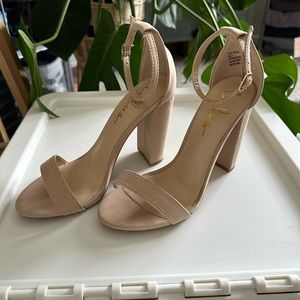 Women’s Nude High-heel